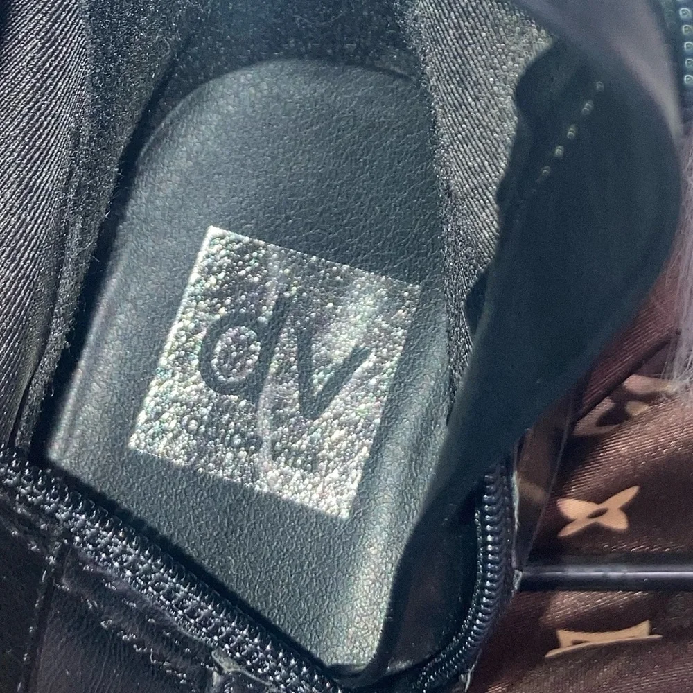 DV by Dolce Vita black finish