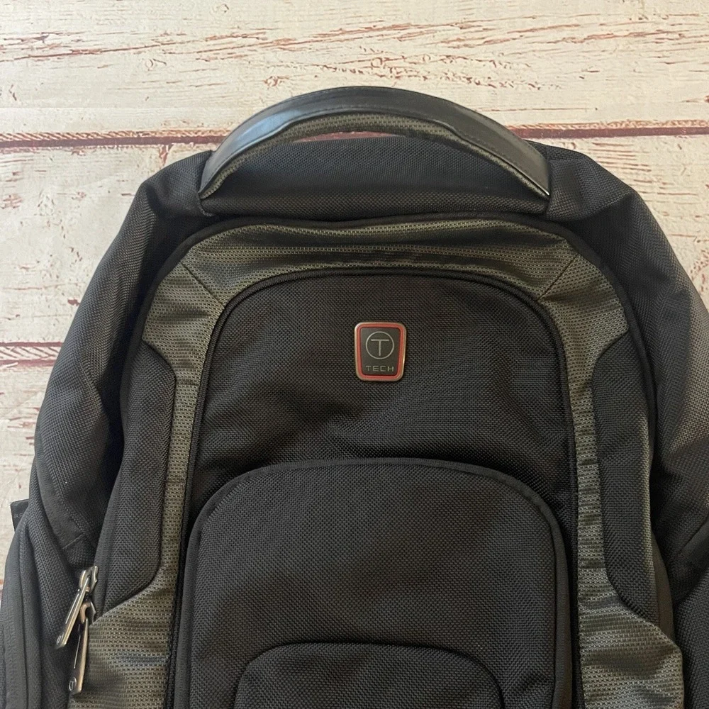 Tumi tech presidio
