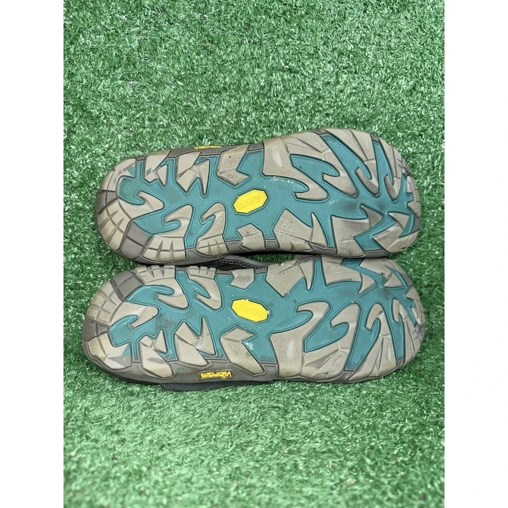 Vionic vibram sandals