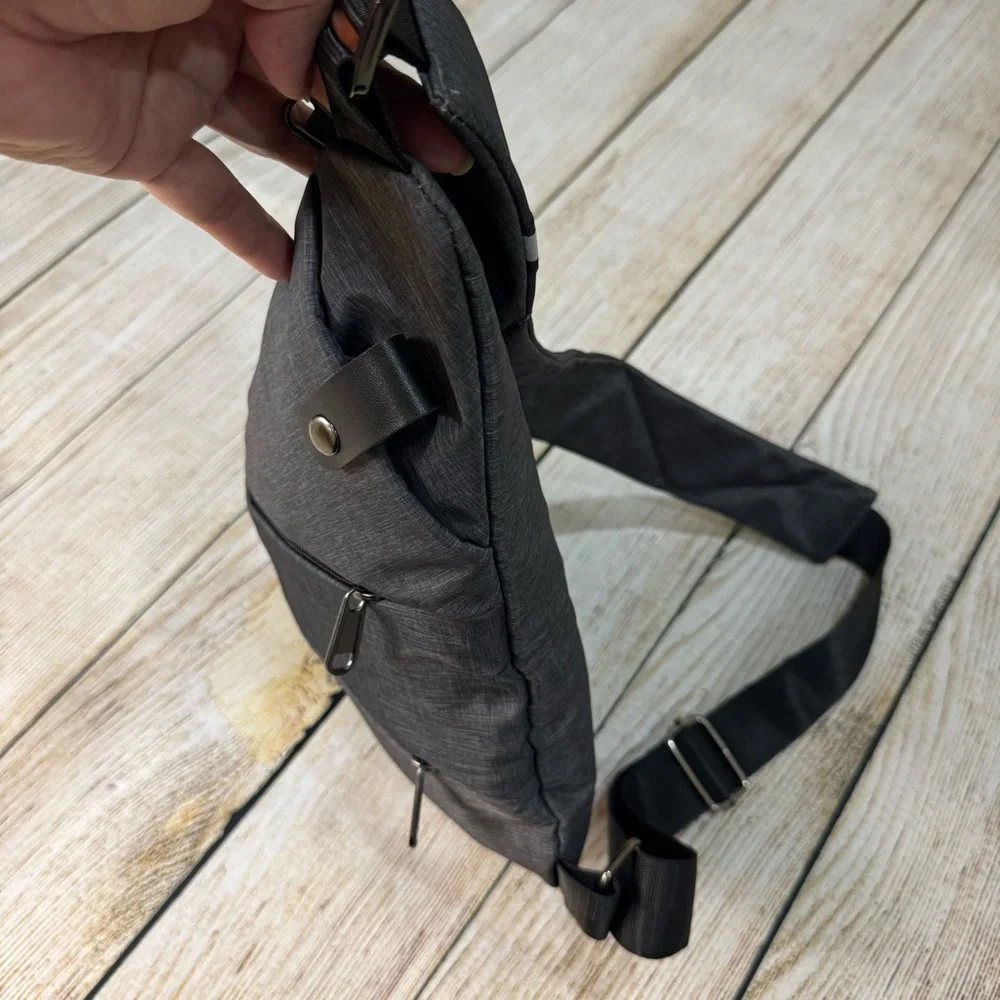 LPnd nwot unisex