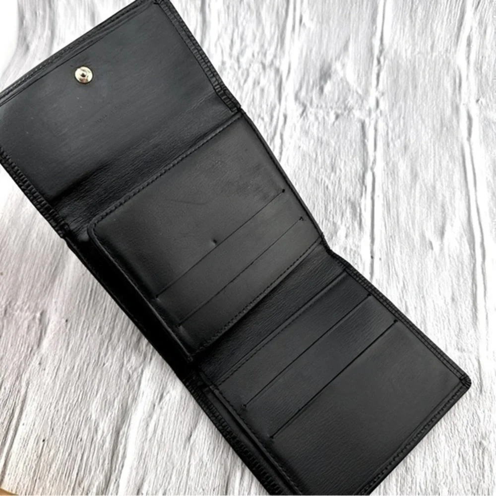 Louis Vuitton authentic louis