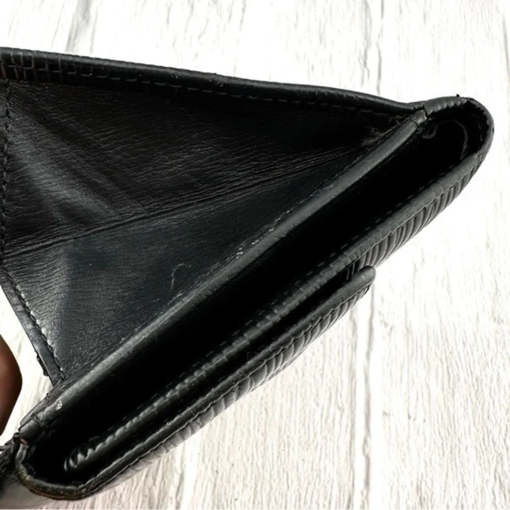 Louis Vuitton authentic louis
