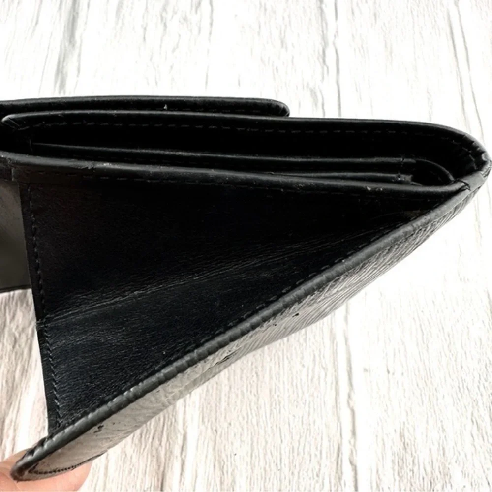 Louis Vuitton authentic louis