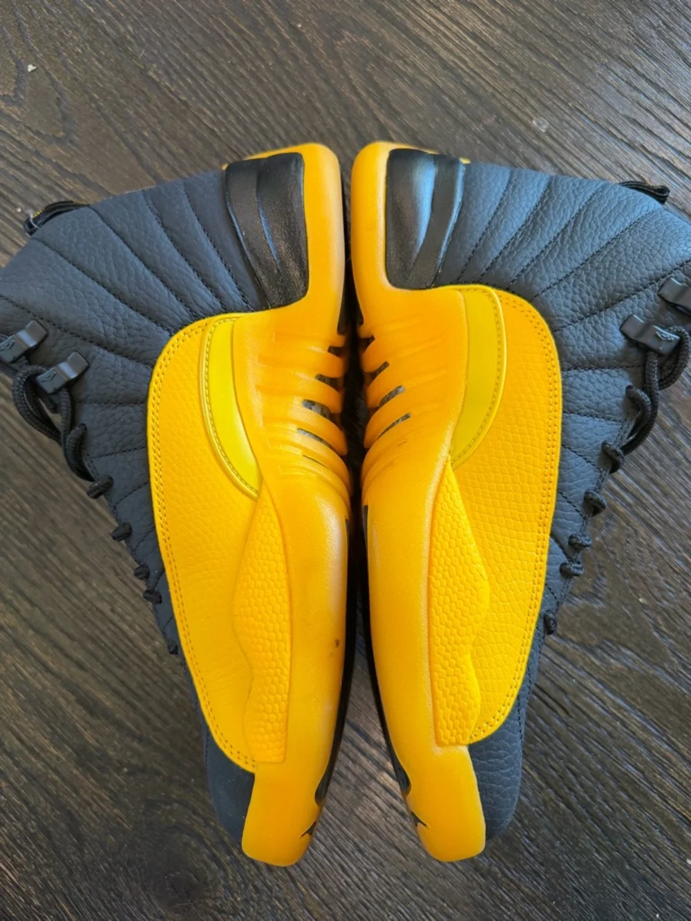Air Jordan 12 Retro University Gold Men’s Size 8.5