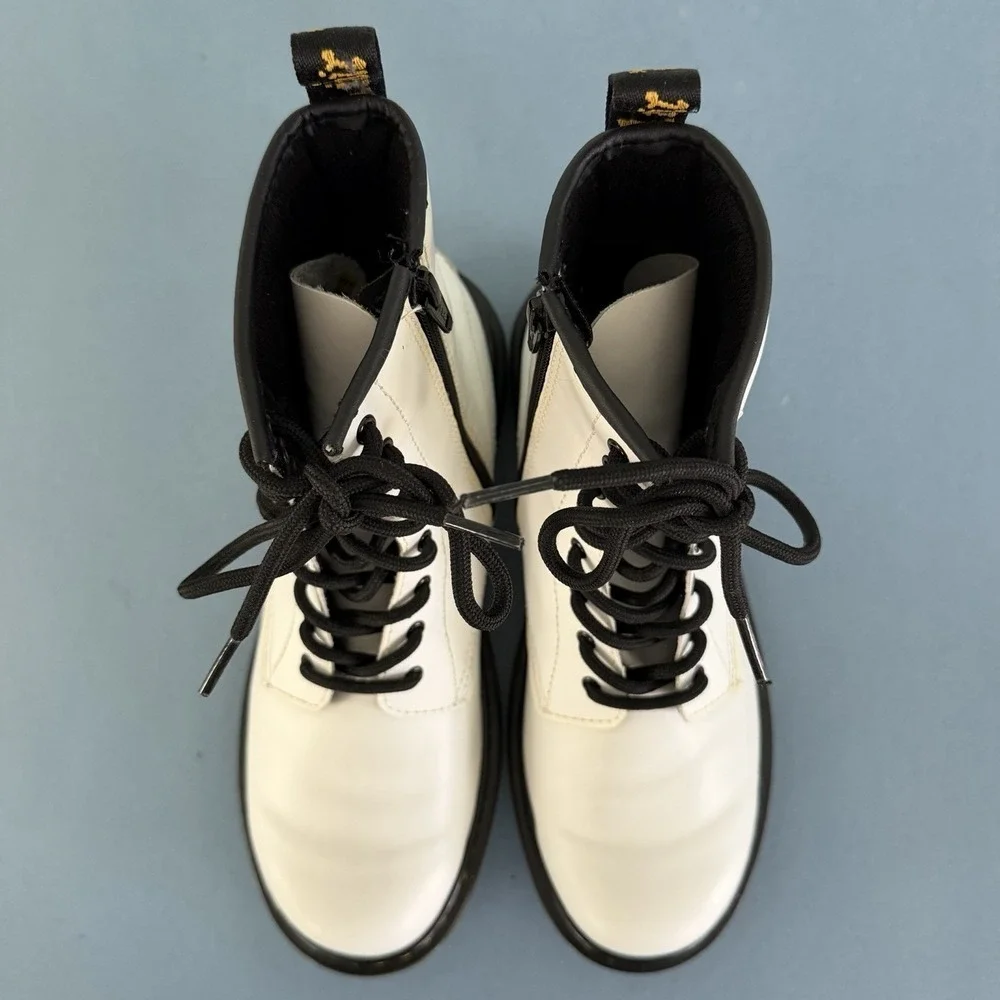 Dr. Martens bold twist