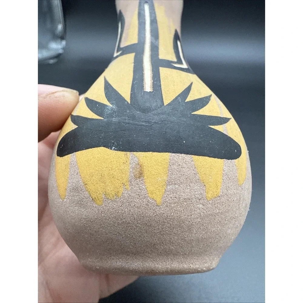Mini‎ Mexican Style Cactus Carved Pottery Vase Hand Painted 4.5 In Signed AZ.