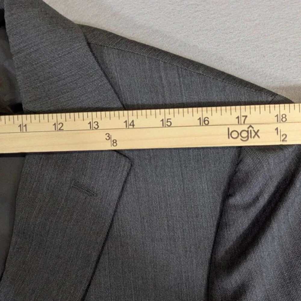 Jos A Bank Classic Collection Blazer Mens 38R 100%‎ Wool Gray 2 Button Dual Vent