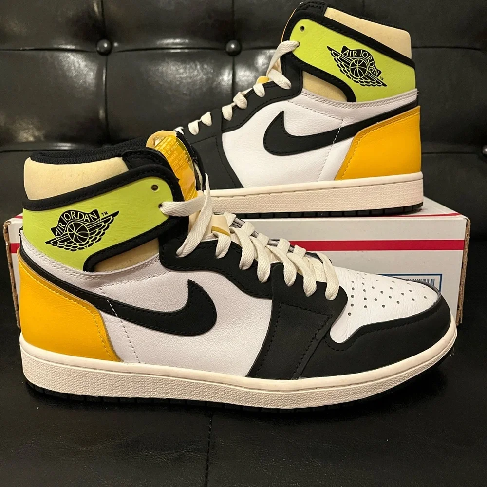 Jordan 1 High OG ‘Volt Gold’‎