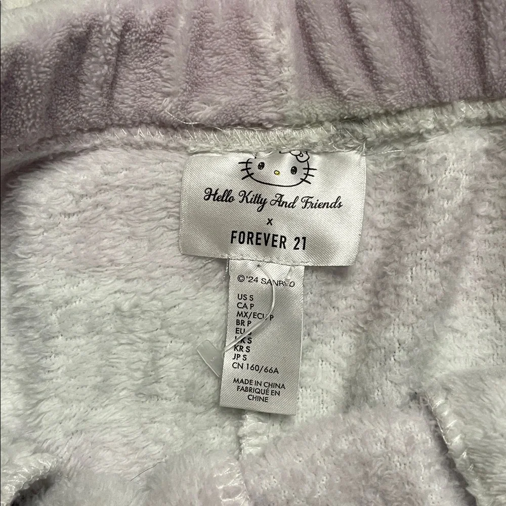 Hello Kitty forever 21