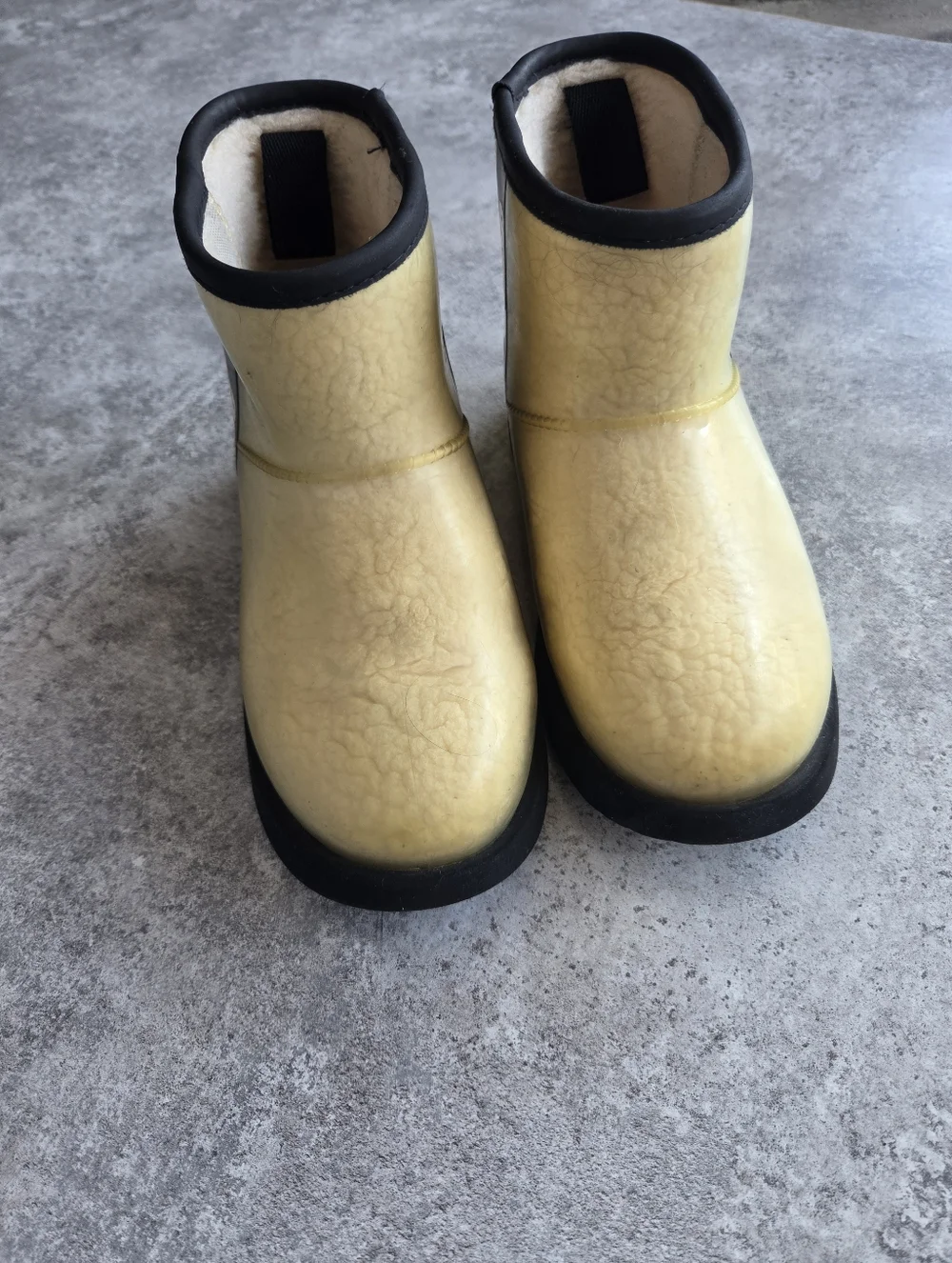 UGG yellow ankle