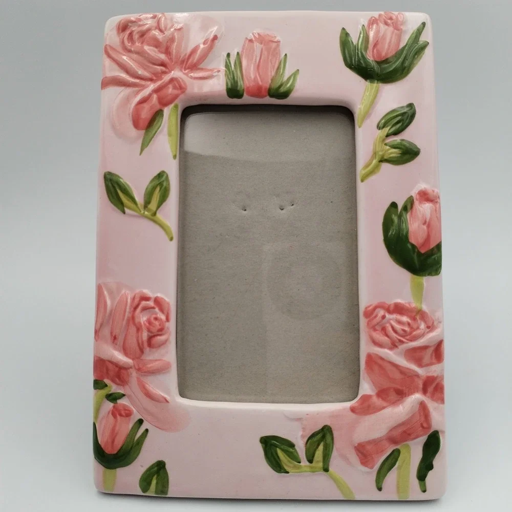 Pink Porcelain Picture Frame with Pink‎ Roses 3.5