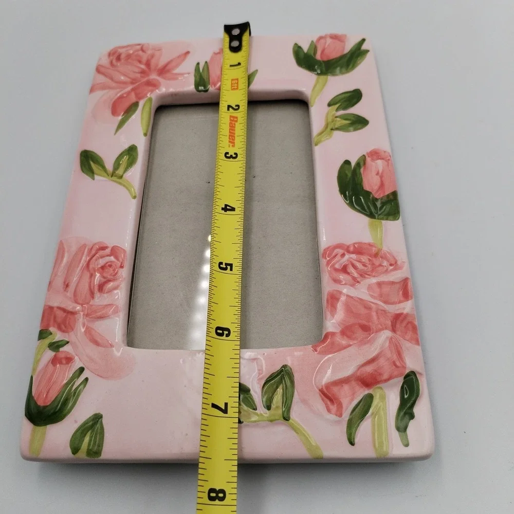 The Unbranded Brand pink porcelain