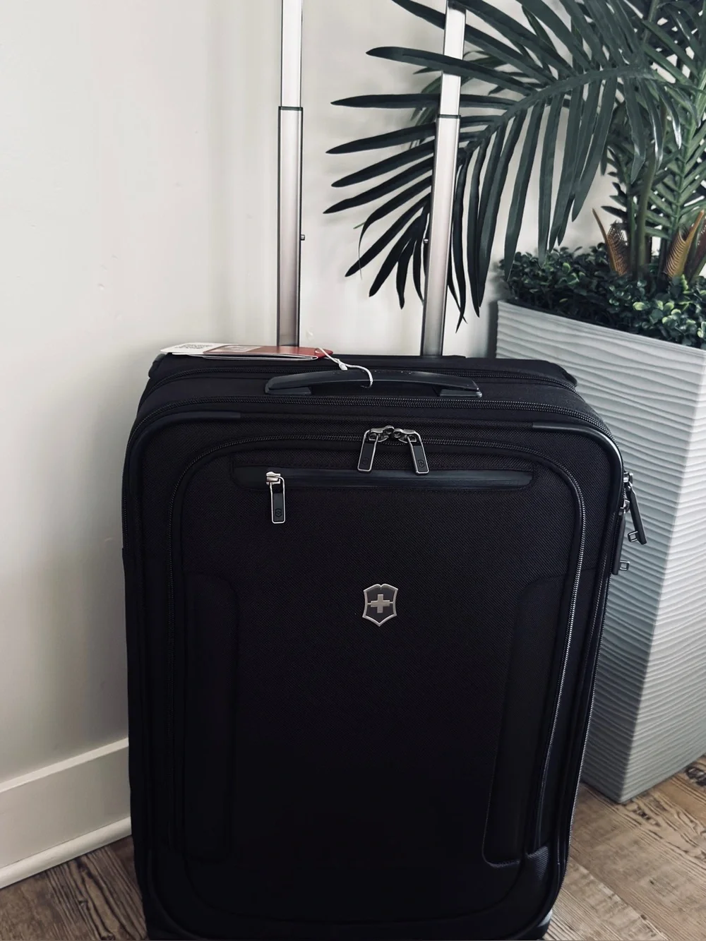 Victorinox lightweight carry
