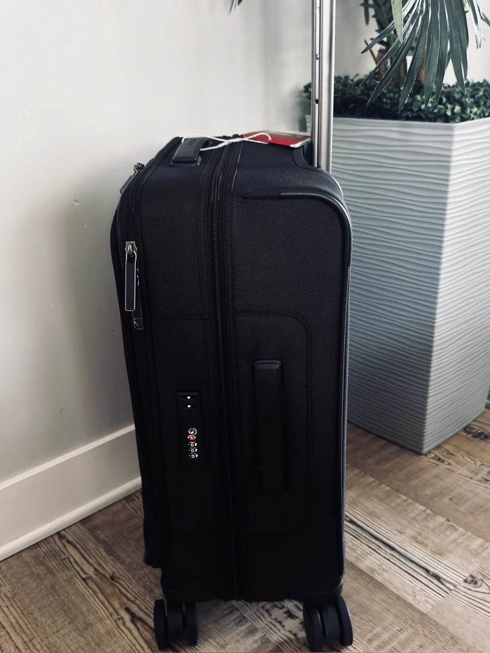 Victorinox lightweight carry