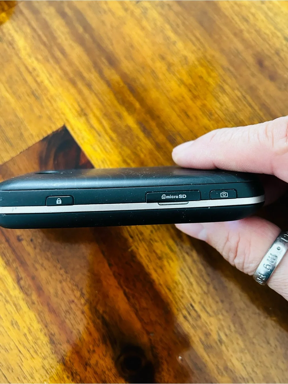 LG touchscreen phone