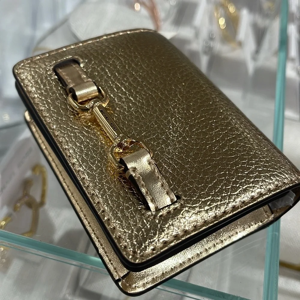 MICHAEL KORS Carson Small Metallic Pebbled Leather Wallet Pale Gold  NWT