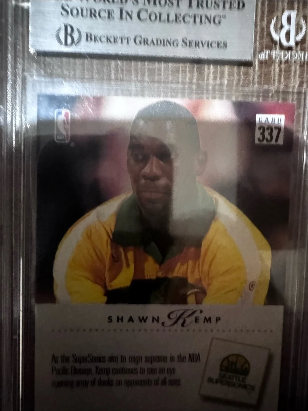 Beckett Graded Sports Card - Yellow and Green 8.5 beckett grading services