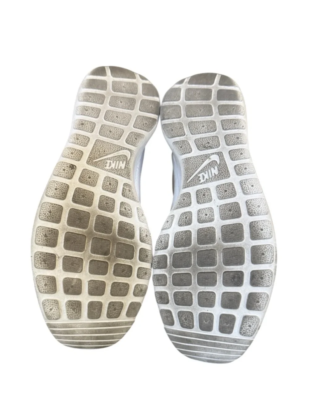 Women’s Lightweight White Knit Nike Roshes