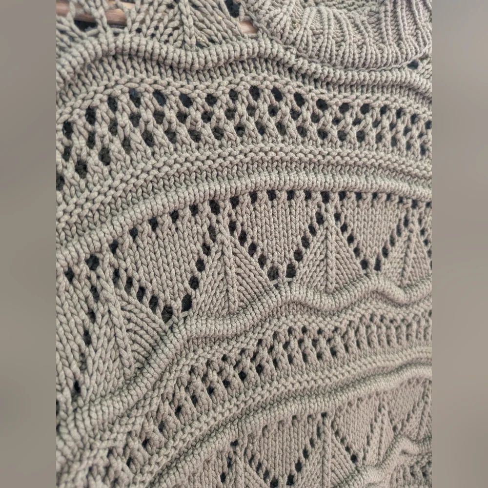 Joie sweater size