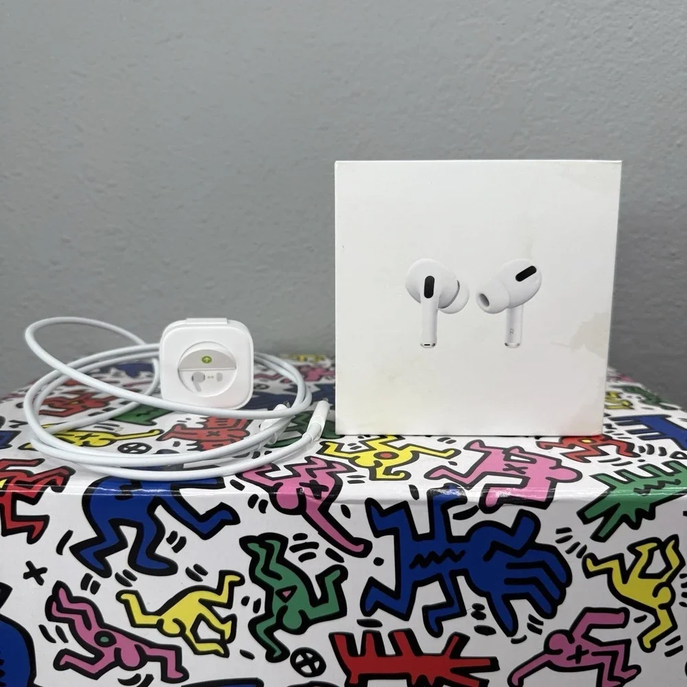 Apple AirPods‎ Pro EMPTY BOX ONLY + Ear Tips, Charging Cable
