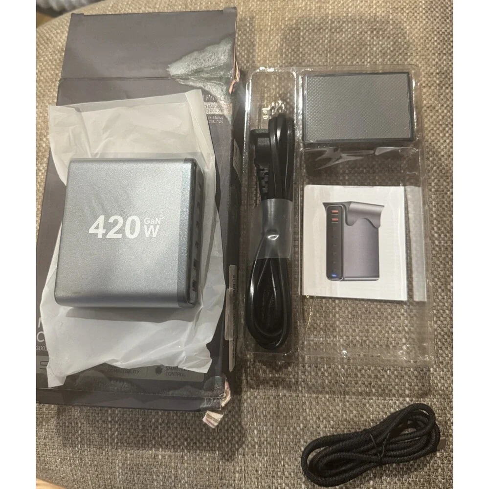 Gixupo Multi In One 420W Charging Station New Black
