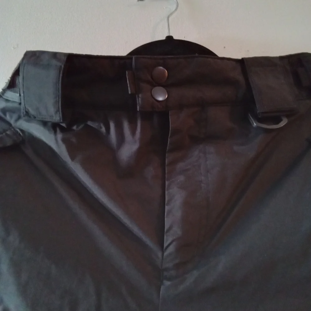 Sport Essentials adventure these black