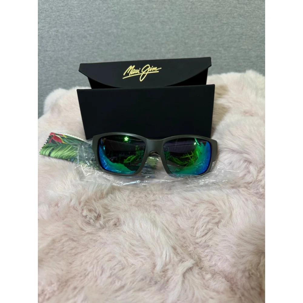 Men's Maui Jim Sunglasses One Size Gray with new authentic aqua Mirror Lenses