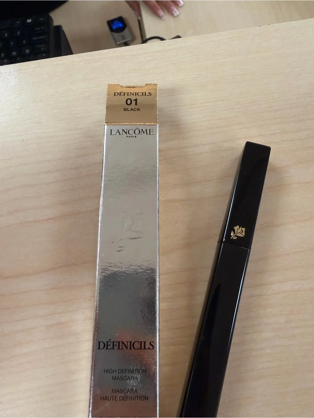 Lancome gold delivers separation