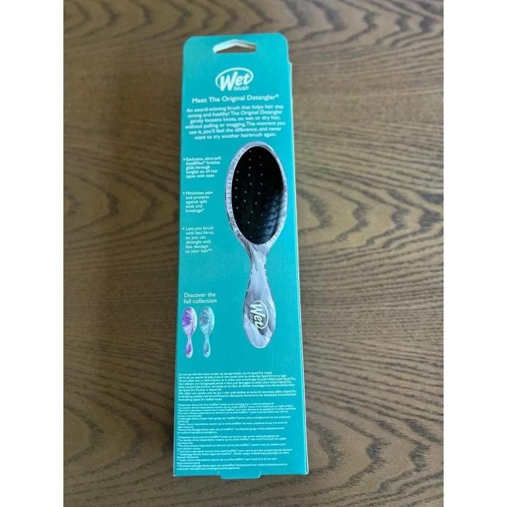 The Wet Brush new box
