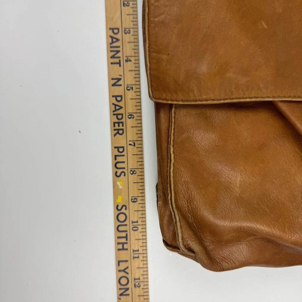 Simon leather messenger