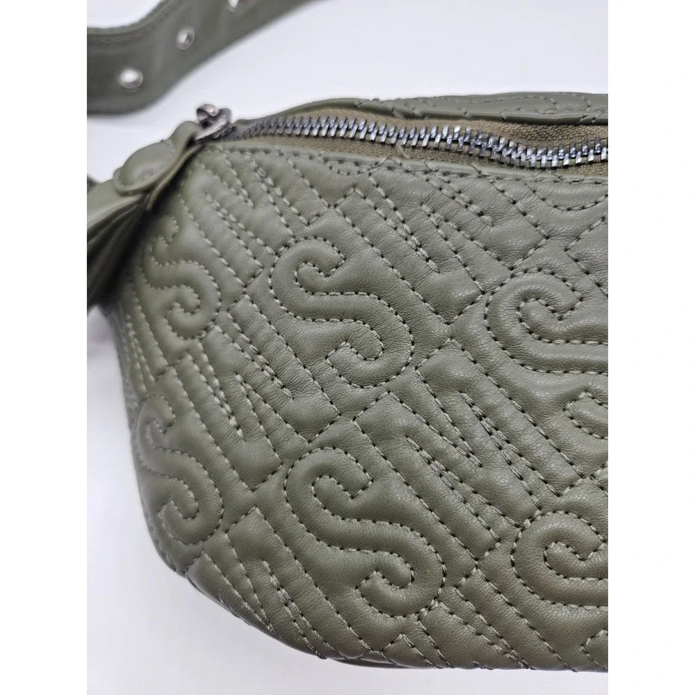 Steve Madden pattern concert