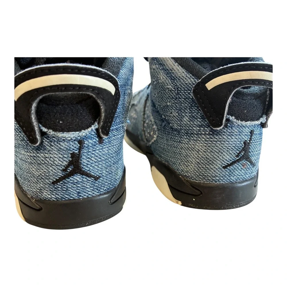 Jordan walking wear