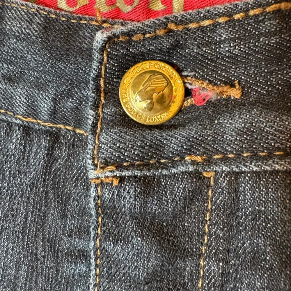 Crown Holder inseam embellished