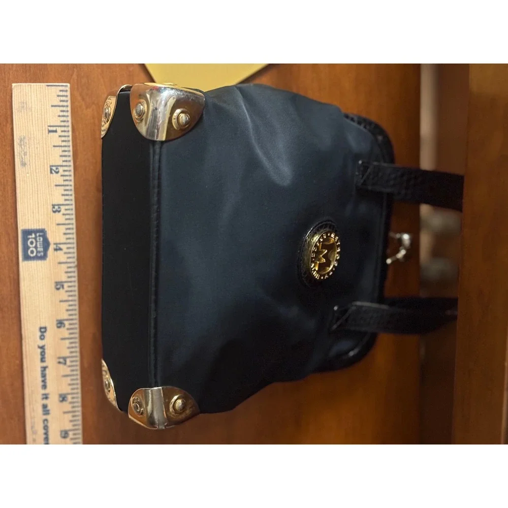 Metrocity di Braccialini Black Nylon Leather Kiss‎ Lock Frame Bag Made in Italy