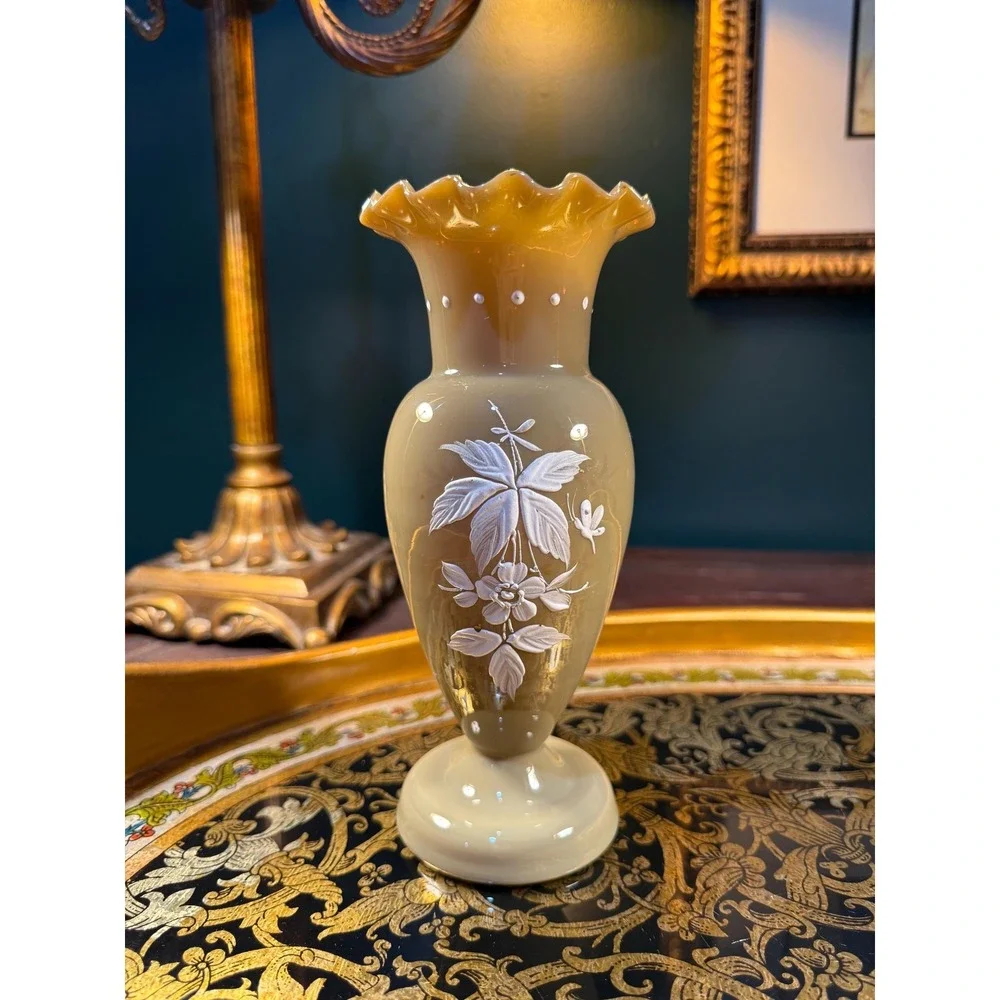 Vintage Hand-Painted Floral Glass Vase:‎ Tan Bristol Style, 7.5