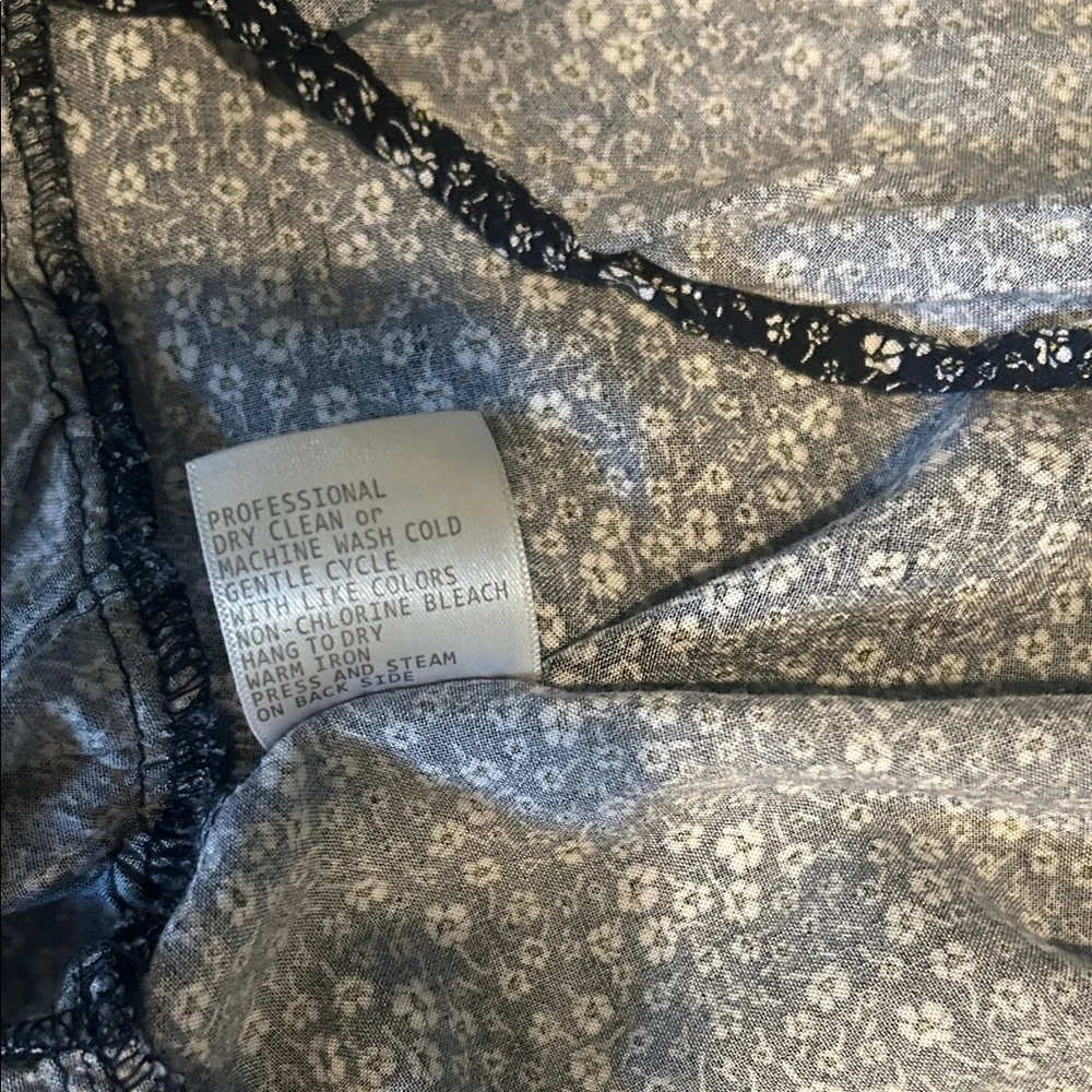 Cynthia‎ Rowley Floral Navy Blue and White Skirt