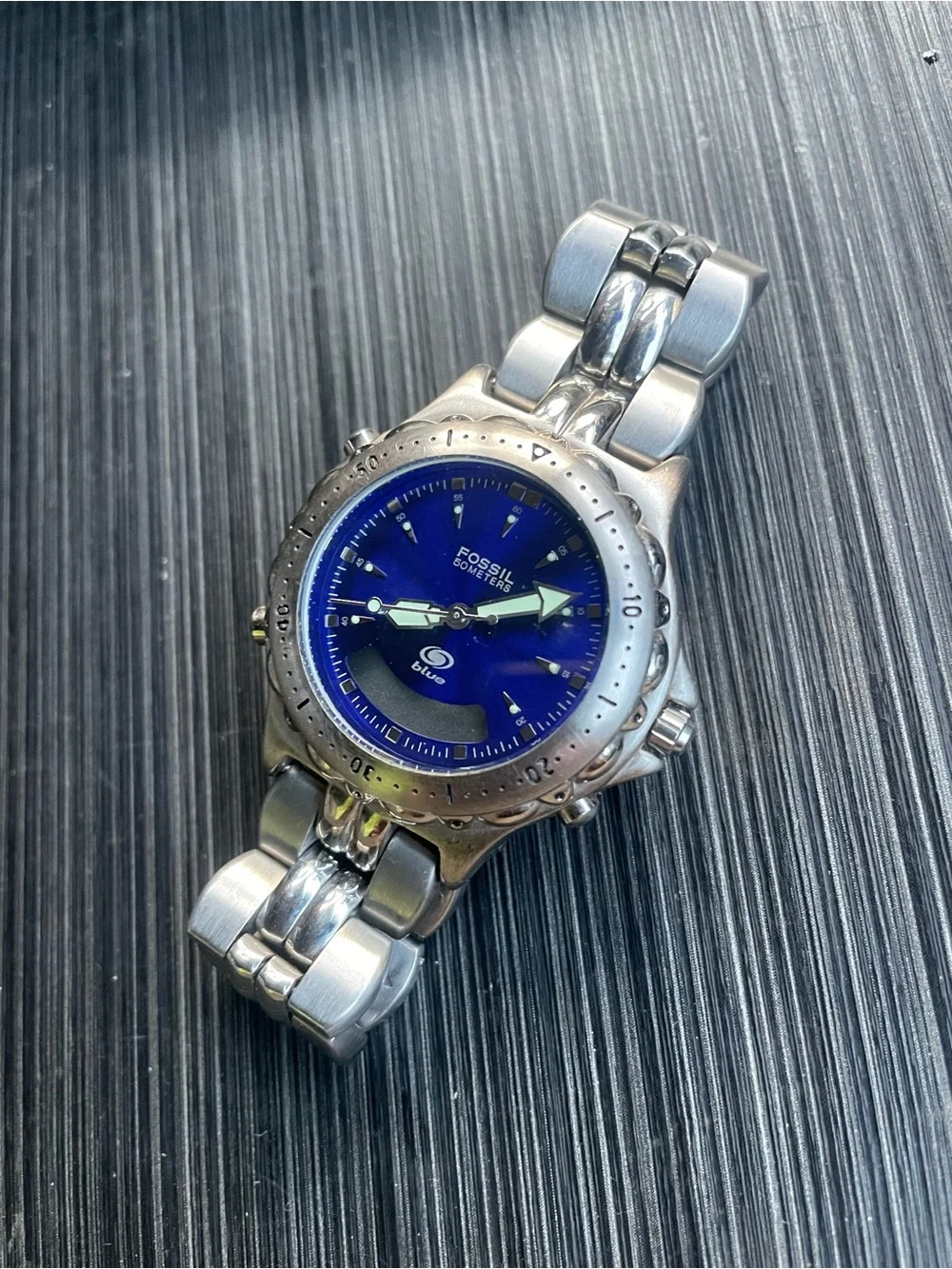 Fossil robust stainless