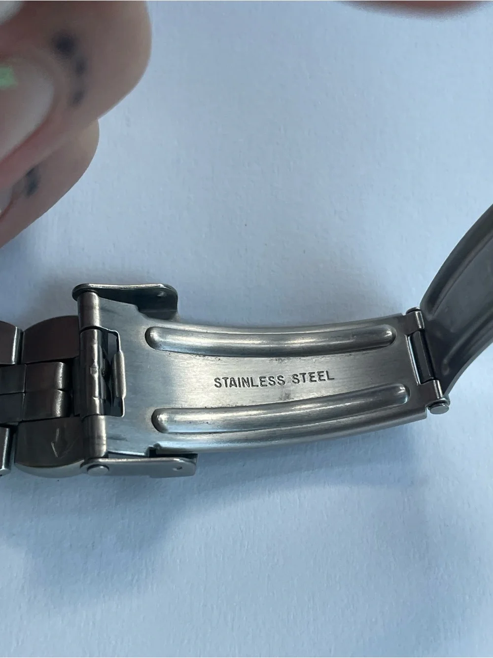 Fossil robust stainless