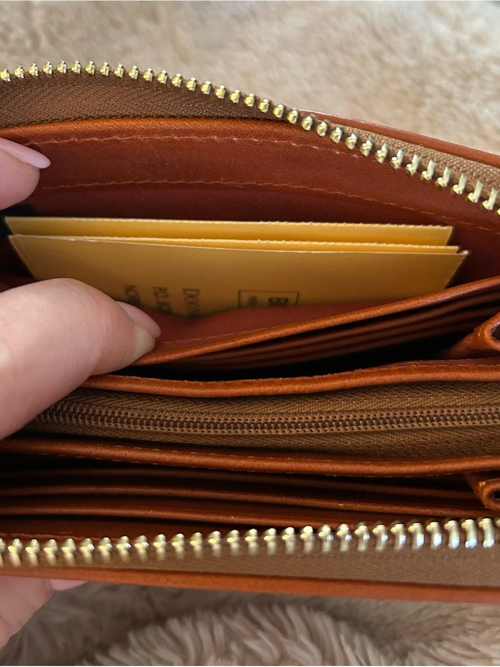 Dooney & Bourke like new