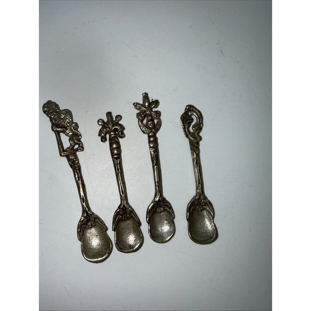 Vintage Italian Montagnani Style‎ ~ 4 Piece 3 Inches Demitasse Spoon Set ITALY