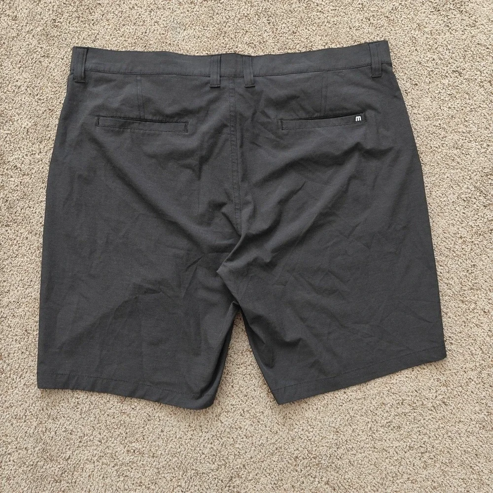 TravisMathew measurements length