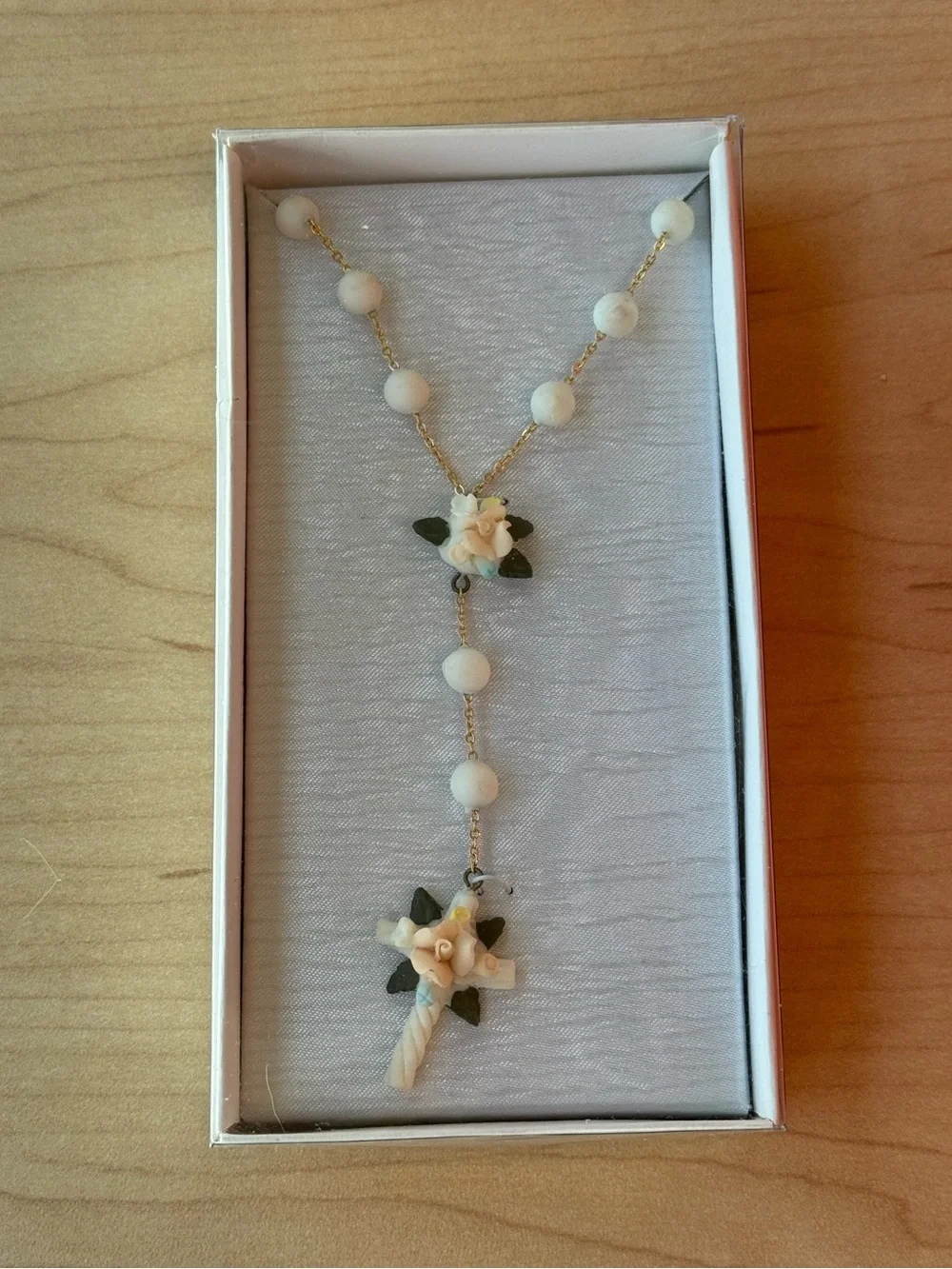 NEW Delicate Cream Floral Pendant Rosary Necklace