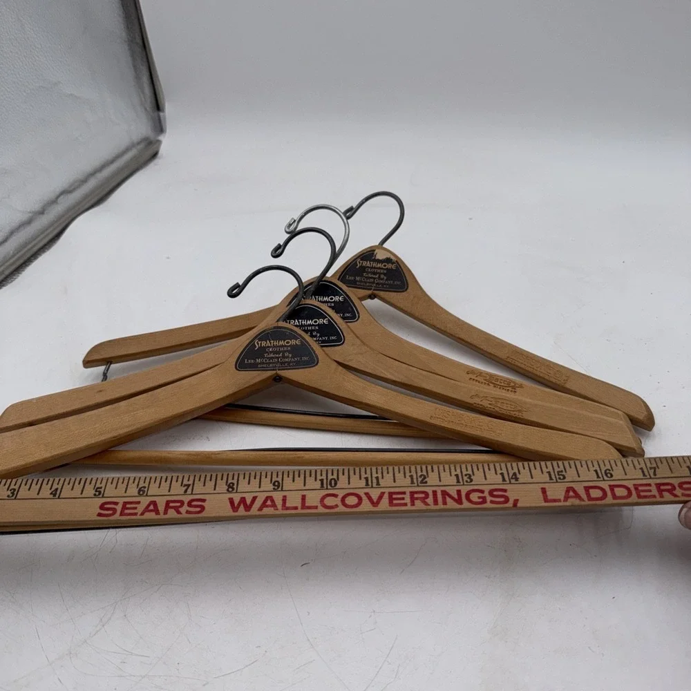 The Unbranded Brand vintage from