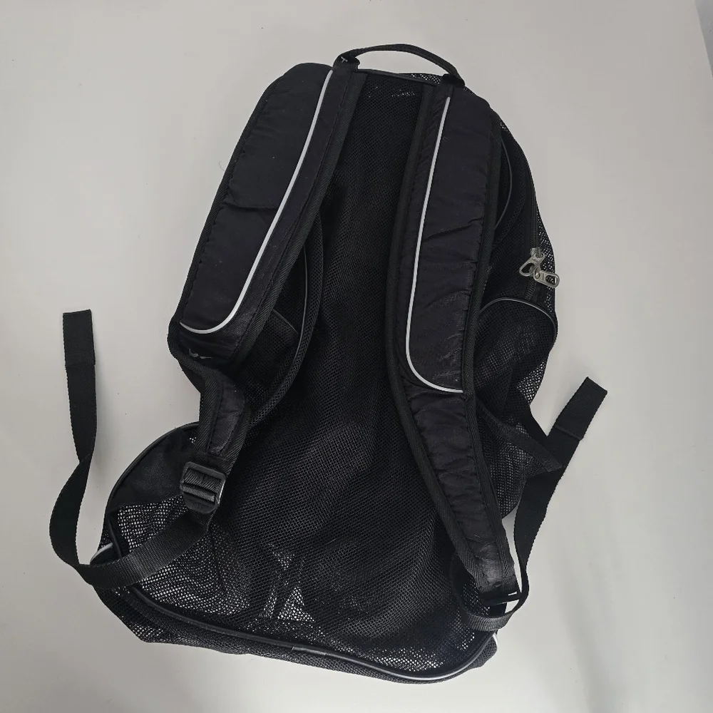 Nike shown backpack selling