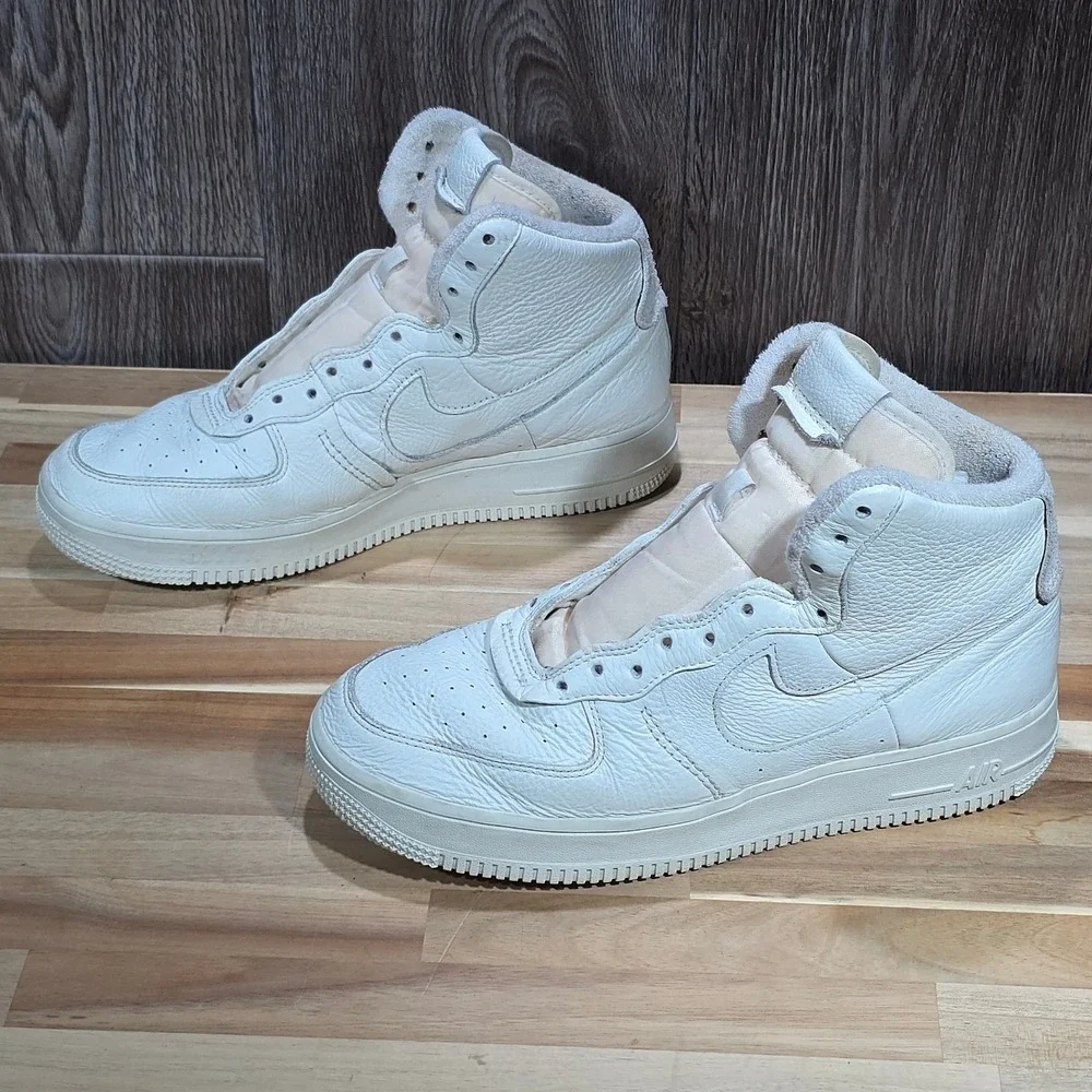 Nike brand pre