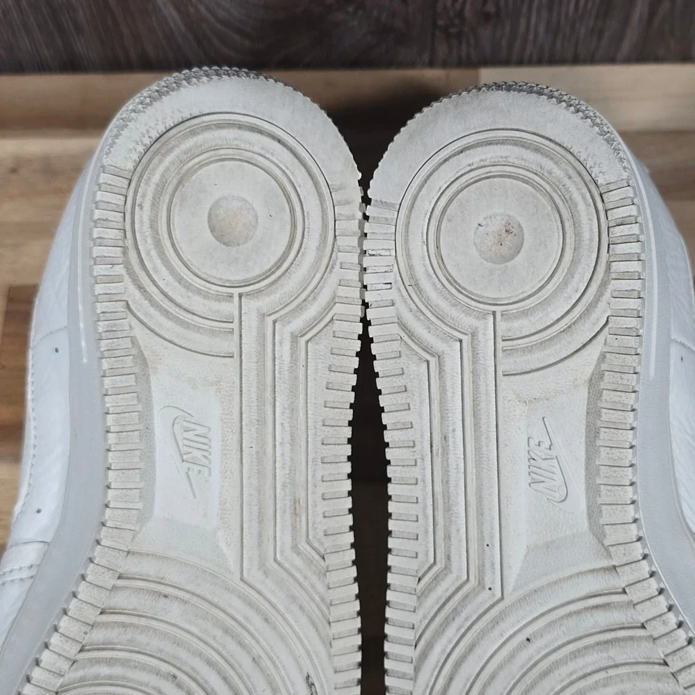 Nike brand pre