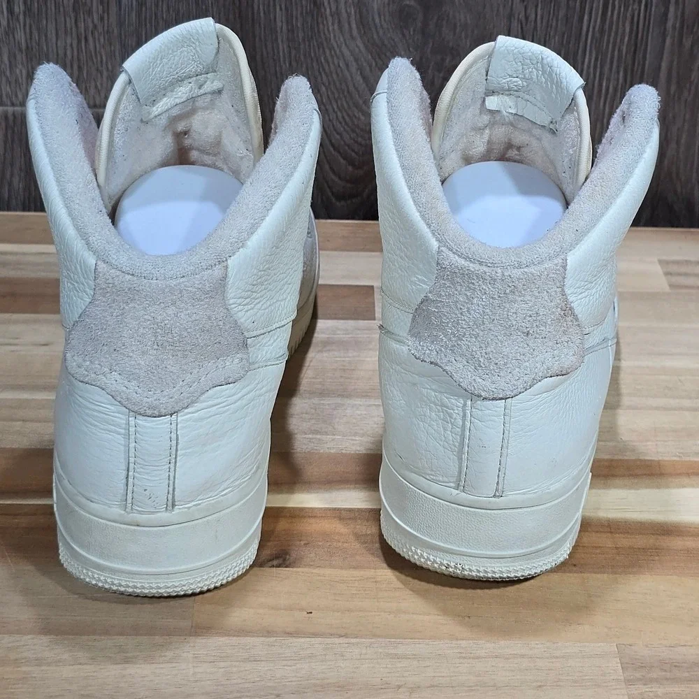 Nike brand pre