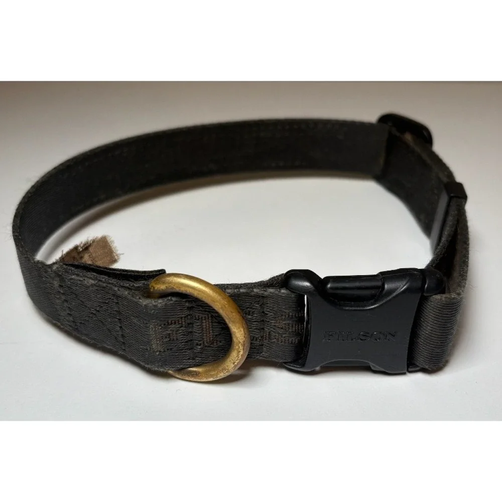 Filson adjustable dog