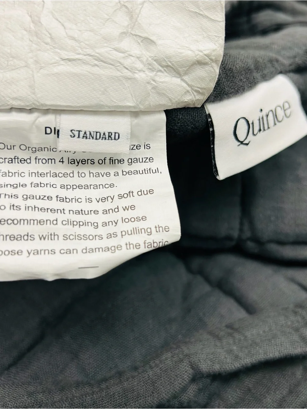 Like new QUINCE Organic Airy Gauze Box Quilt Set Twin Charcoal 9051