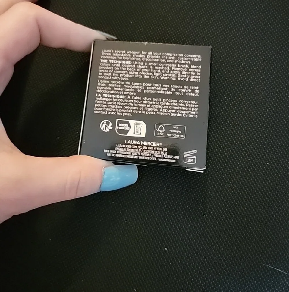 laura mercier compact complexion
